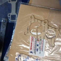 Joint échangeur-coude Partie Arrièrede L'échangeur Sur Solé Mini 17 Avant Version 6. -NautiquePro Soldes Magasin Joint Echangeur Coude echappement sur moteur 2 Cylindres 1