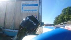 Moteur Hors-Bord 90 Cv Tohatsu Arbre Long Démarrage Electrique Commande à Distance Relevage Electrique -NautiquePro Soldes Magasin Moteur Hors Bord 90 cv Tohatsu Arbre Long Demarrage Elec 5