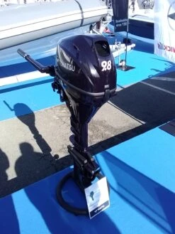 Moteur Hors-Bord TOHATSU 9,8 Cv, 4temps, (Arbre Long) -NautiquePro Soldes Magasin Moteur Hors Bord TOHATSU 9 8 cv 4temps Arbre Long MFS9 8 5